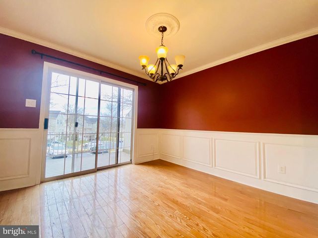 475 STONEGLEN ST, Collegeville, PA 19426