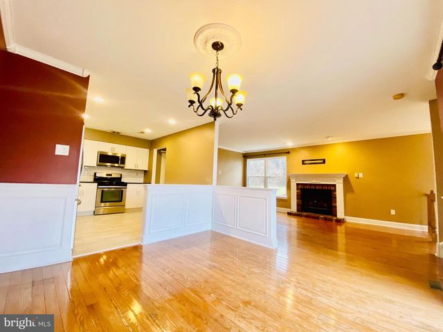 475 STONEGLEN ST, Collegeville, PA 19426