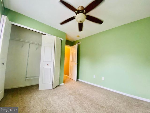475 STONEGLEN ST, Collegeville, PA 19426