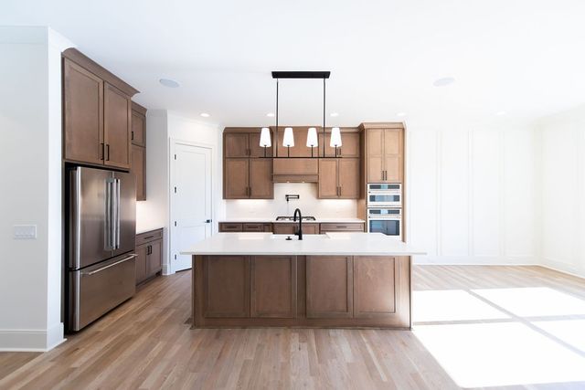 864 Harrisburg Ln, Mount Juliet, TN 37122