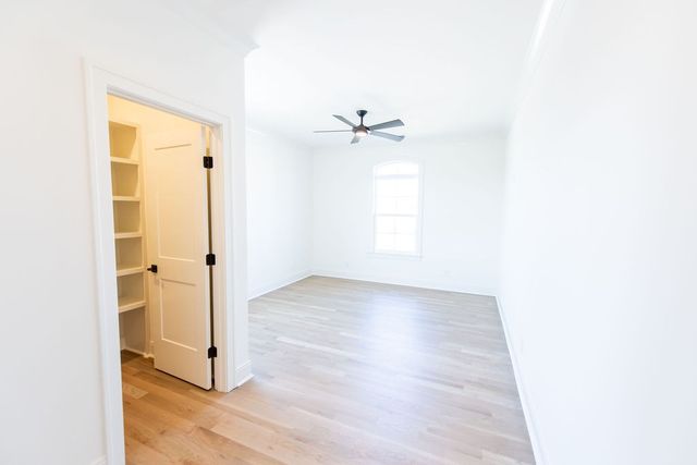 864 Harrisburg Ln, Mount Juliet, TN 37122