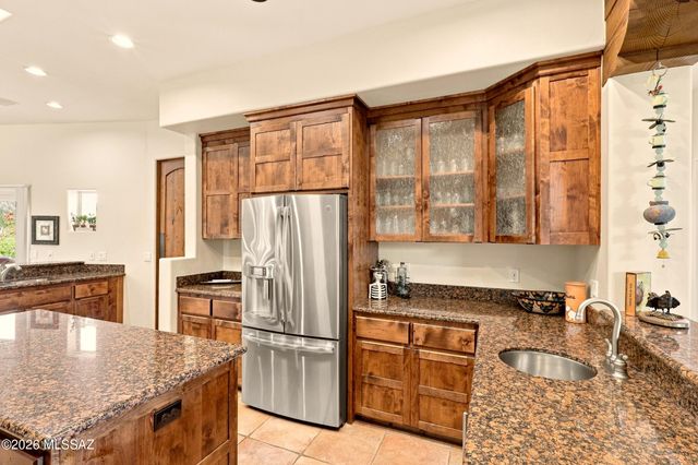 14460 N Sun Spring Drive, Oro Valley, AZ 85755