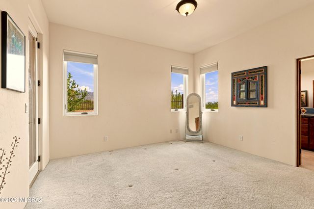14460 N Sun Spring Drive, Oro Valley, AZ 85755