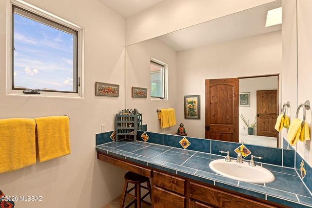 14460 N Sun Spring Drive, Oro Valley, AZ 85755