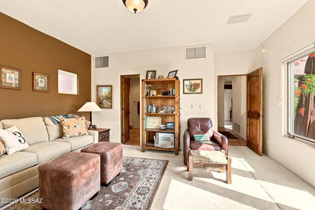 14460 N Sun Spring Drive, Oro Valley, AZ 85755