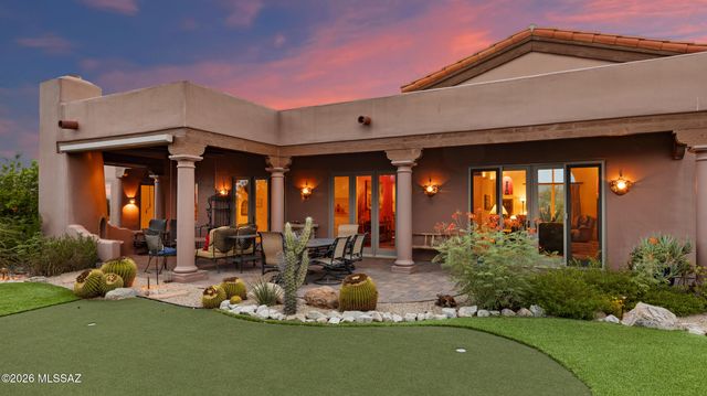 14460 N Sun Spring Drive, Oro Valley, AZ 85755