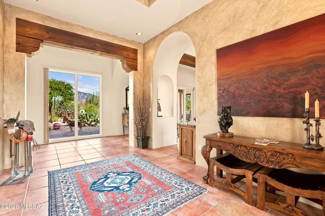 14460 N Sun Spring Drive, Oro Valley, AZ 85755