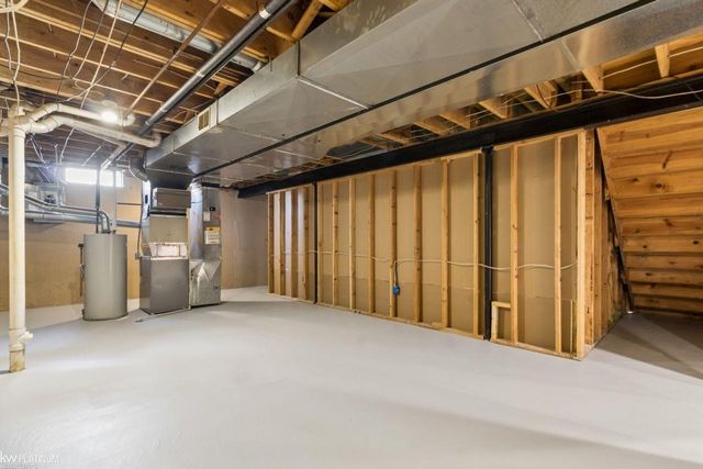 45880 Brookside North Drive, Macomb Twp, MI 48044