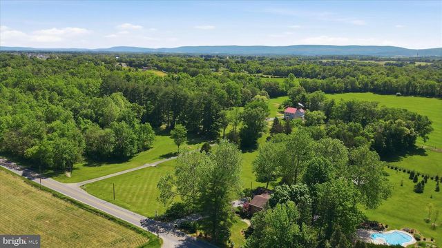 8805 REICHARD RD, Fairplay, MD 21733