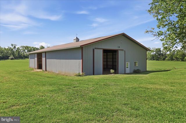 8805 REICHARD RD, Fairplay, MD 21733