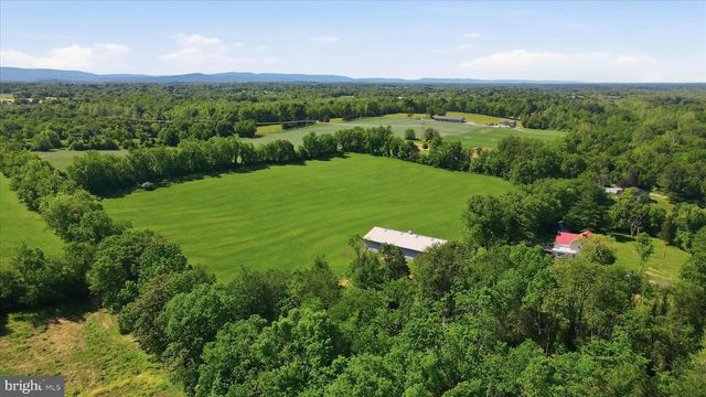 8805 REICHARD RD, Fairplay, MD 21733