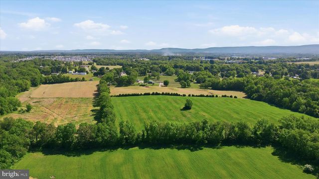 8805 REICHARD RD, Fairplay, MD 21733