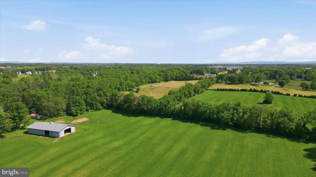 8805 REICHARD RD, Fairplay, MD 21733