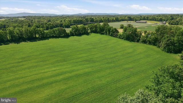 8805 REICHARD RD, Fairplay, MD 21733