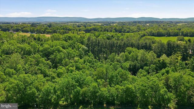 8805 REICHARD RD, Fairplay, MD 21733
