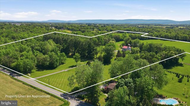 8805 REICHARD RD, Fairplay, MD 21733