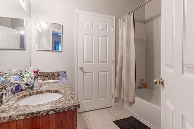 3583 CONROY ROAD 1135, Orlando, FL 32839