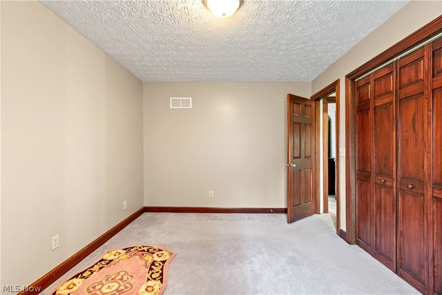 960 Karla Drive, Green, OH 44216
