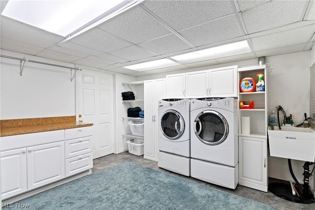 960 Karla Drive, Green, OH 44216