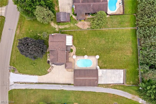 960 Karla Drive, Green, OH 44216