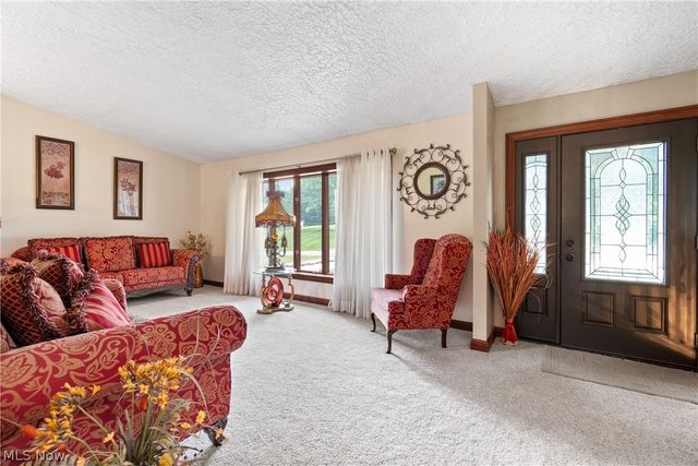 960 Karla Drive, Green, OH 44216