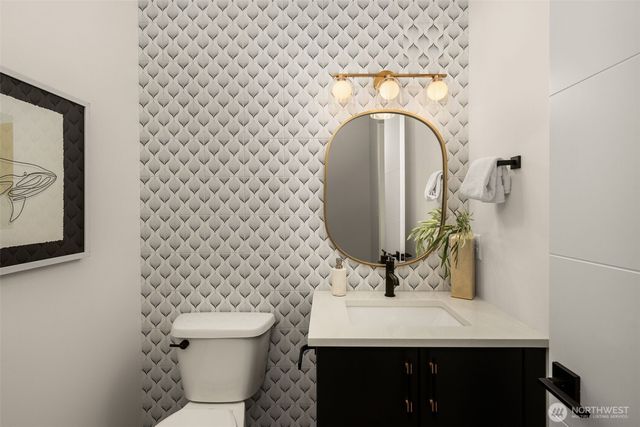 510 Nile Ave NE, Renton, WA 98059