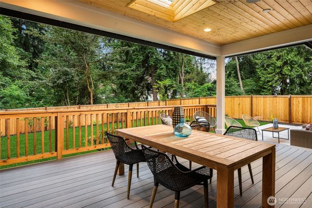 510 Nile Ave NE, Renton, WA 98059