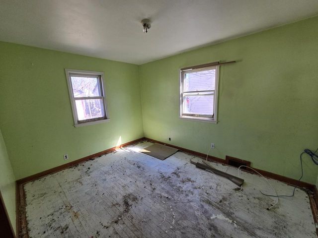 6128 N 38th STREET, Milwaukee, WI 53209