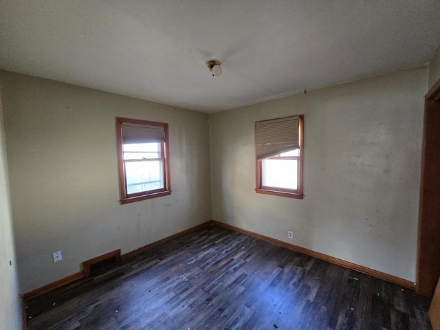 6128 N 38th STREET, Milwaukee, WI 53209