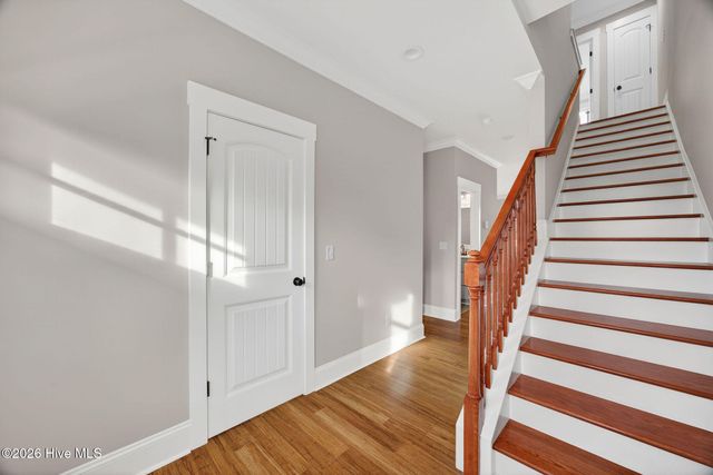 404 S Bodenheimer Street, Saint Helena, NC 28425