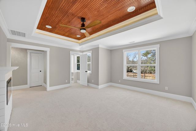 404 S Bodenheimer Street, Saint Helena, NC 28425