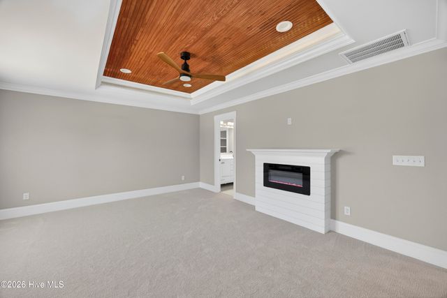 404 S Bodenheimer Street, Saint Helena, NC 28425