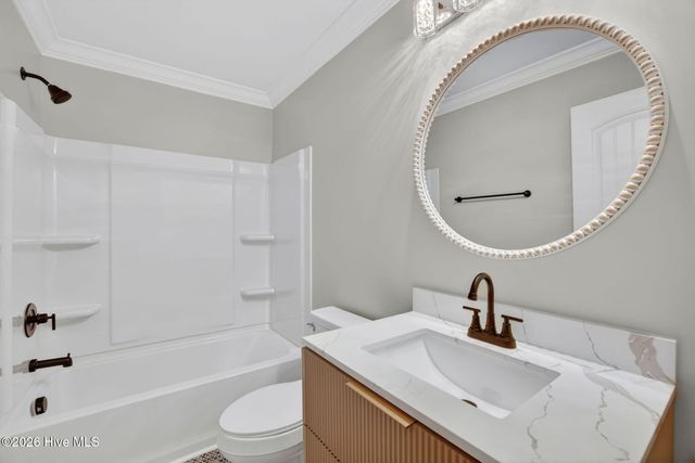 404 S Bodenheimer Street, Saint Helena, NC 28425