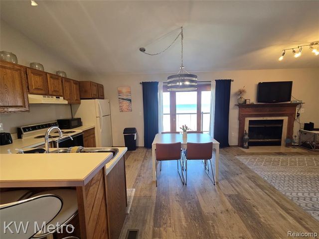 6520 N Us 23 26, Oscoda, MI 48750