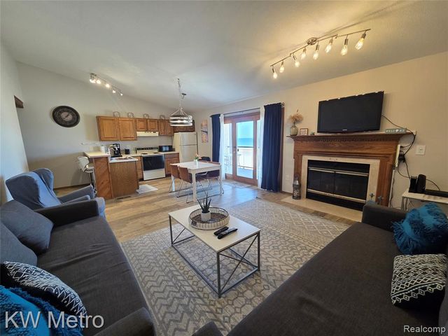 6520 N Us 23 26, Oscoda, MI 48750