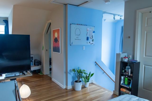 47 Ward, Boston, MA 02127