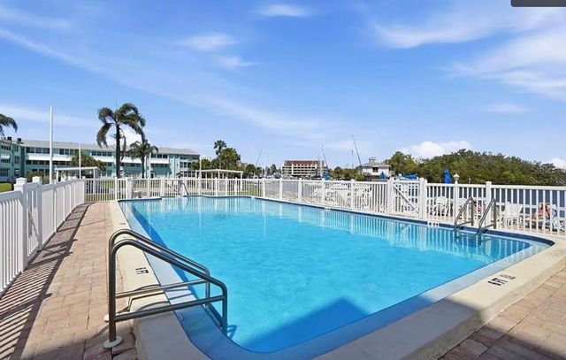 1847 SHORE DRIVE S 710, South Pasadena, FL 33707