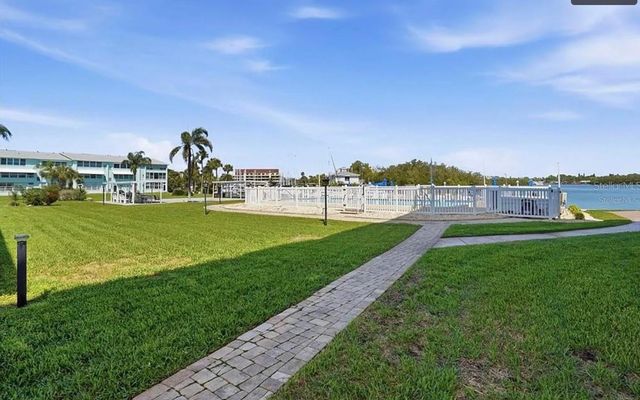 1847 SHORE DRIVE S 710, South Pasadena, FL 33707