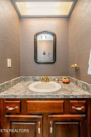 7320 Wheatfield Place, Knoxville, TN 37919