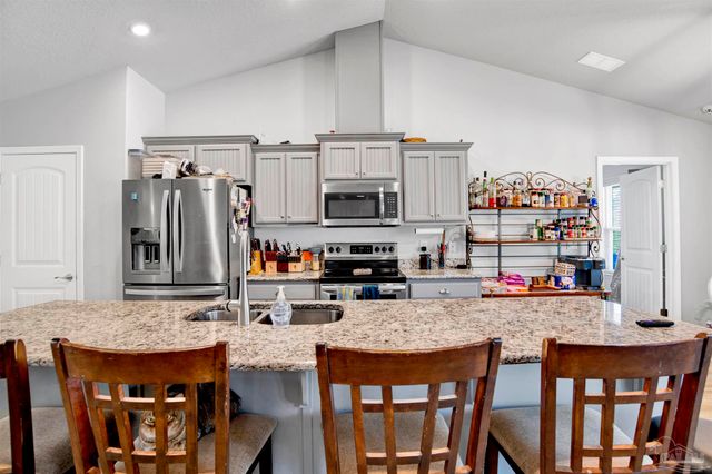 3236 Margaret Olivia Dr, Cantonment, FL 32533