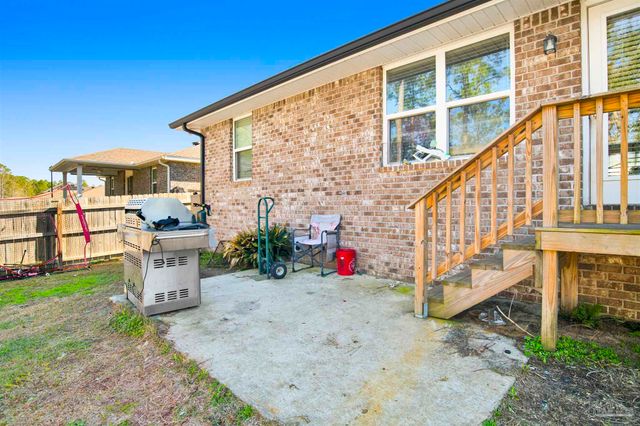 3236 Margaret Olivia Dr, Cantonment, FL 32533