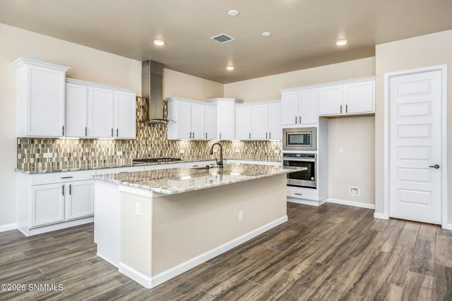 4141 Desert Falls Road, Las Cruces, NM 88011