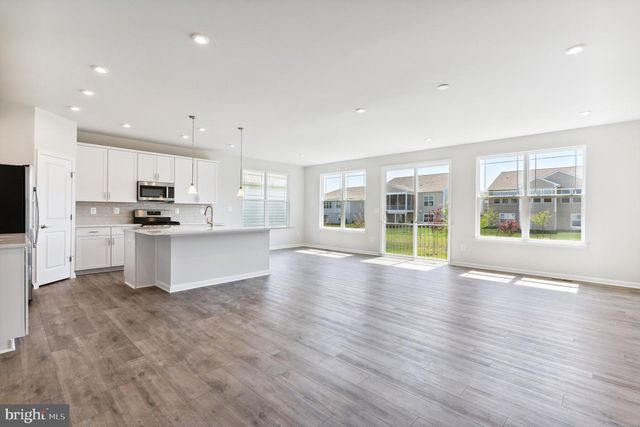 13 GOLDEN RAINTREE CT, Middletown, DE 19709