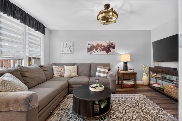 14 WEST 52ND ST, Bayonne, NJ 07002