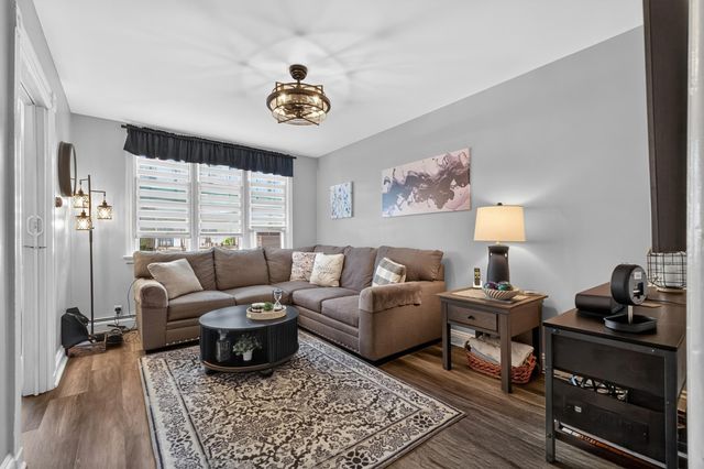 14 WEST 52ND ST, Bayonne, NJ 07002