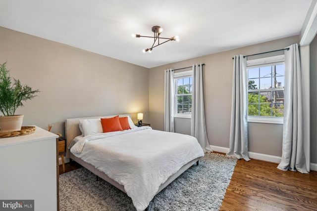 3922 Q ST SE, Washington, DC 20020