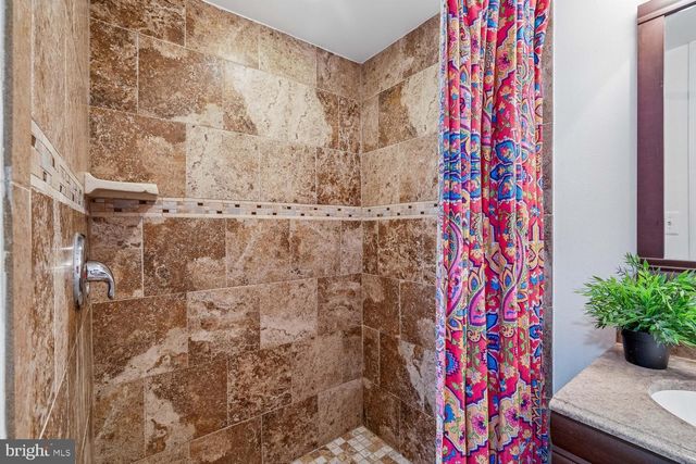 3922 Q ST SE, Washington, DC 20020