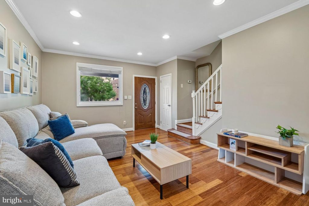3922 Q ST SE, Washington, DC 20020