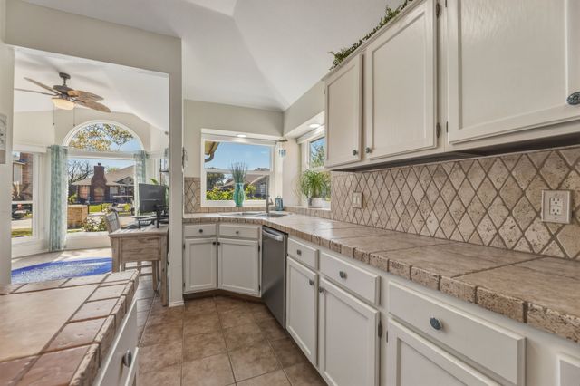 1315 Blue Jay Drive, Lewisville, TX 75077