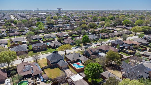 1315 Blue Jay Drive, Lewisville, TX 75077